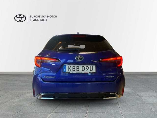 Toyota Corolla 2023 – bild 4