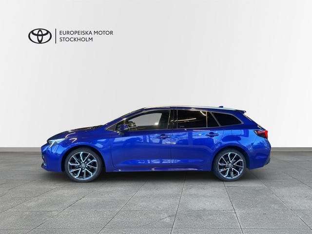 Toyota Corolla 2023 – bild 3