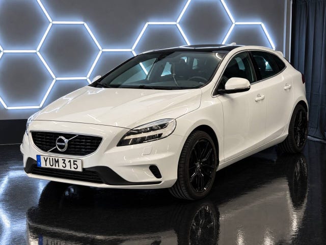 Volvo V40 2018