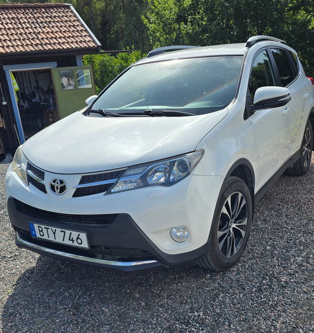 Toyota RAV4 2014