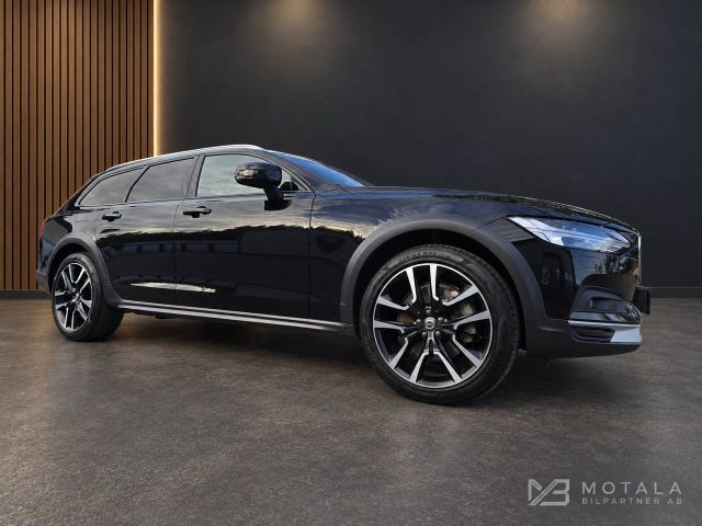 Volvo V90 Cross Country 2022