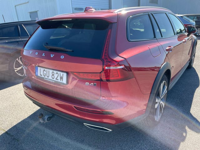 Volvo V60 Cross Country 2021 – bild 3