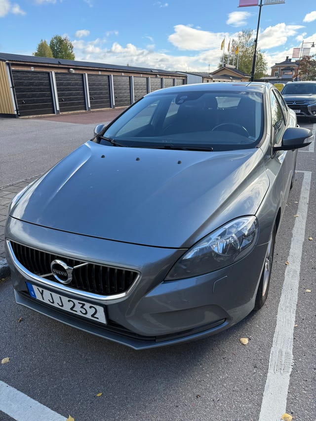 Volvo V40 2017