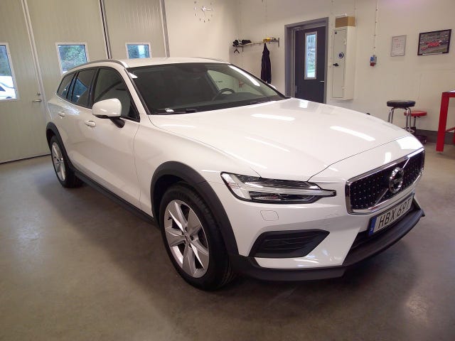 Volvo V60 Cross Country 2020