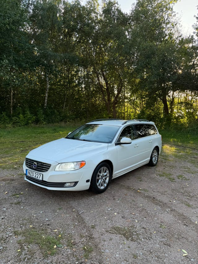 Volvo V70 2014