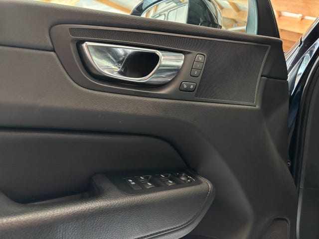 Volvo XC60 2020 – bild 4