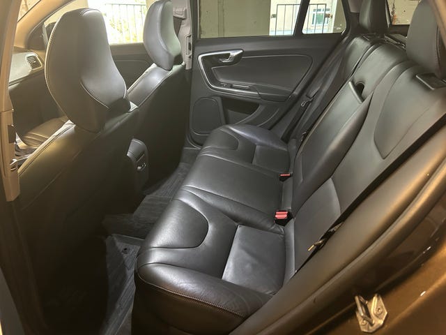 Volvo V60 Cross Country 2017 – bild 4