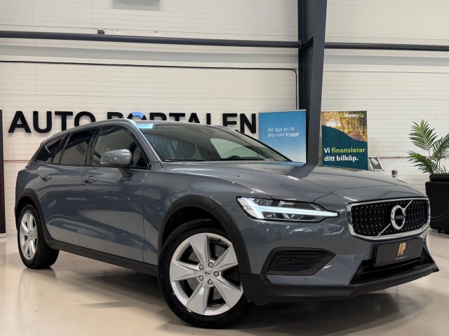 Volvo V60 Cross Country 2022 – bild 3