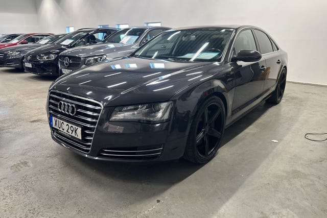 Audi A8 2012