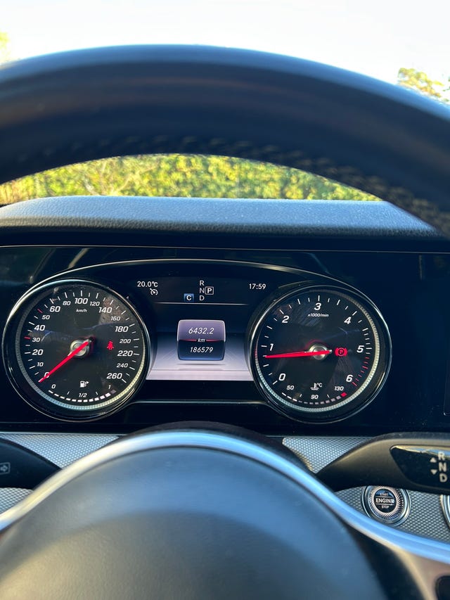 Mercedes-Benz E200 2019 – bild 4