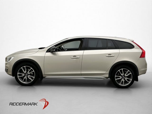 Volvo V60 Cross Country 2017 – bild 4