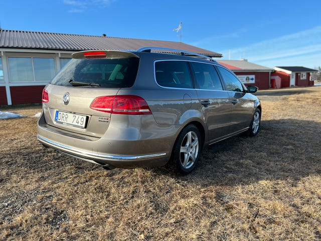 Volkswagen Passat 2011 – bild 3
