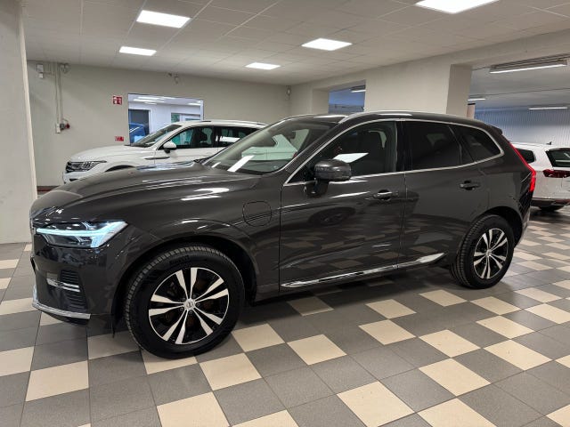 Volvo XC60 2023 – bild 2
