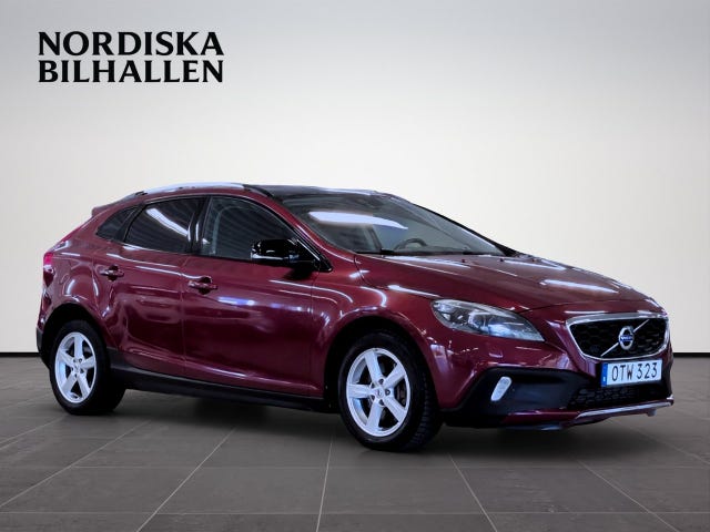Volvo V40 Cross Country 2015