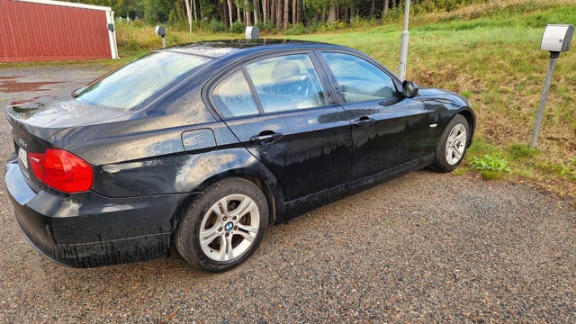 BMW 318d 2012