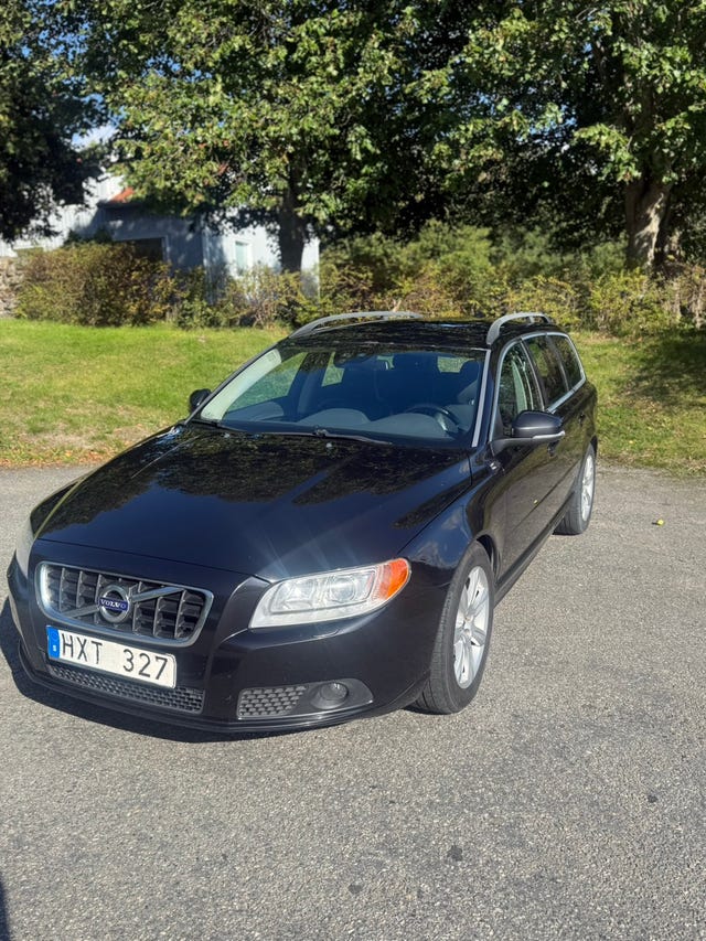 Volvo V70 2012 – bild 2