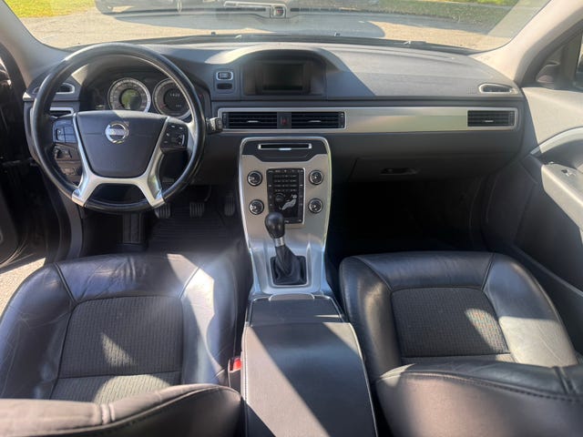 Volvo V70 2012 – bild 3