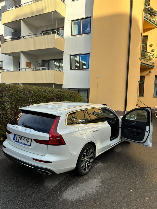 Volvo V60 2022 – bild 2