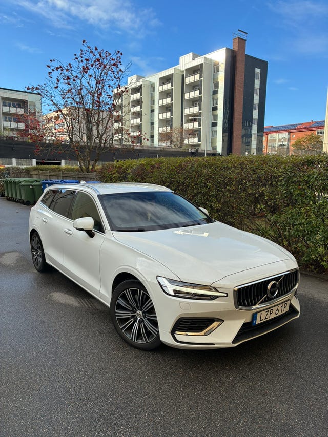 Volvo V60 2022