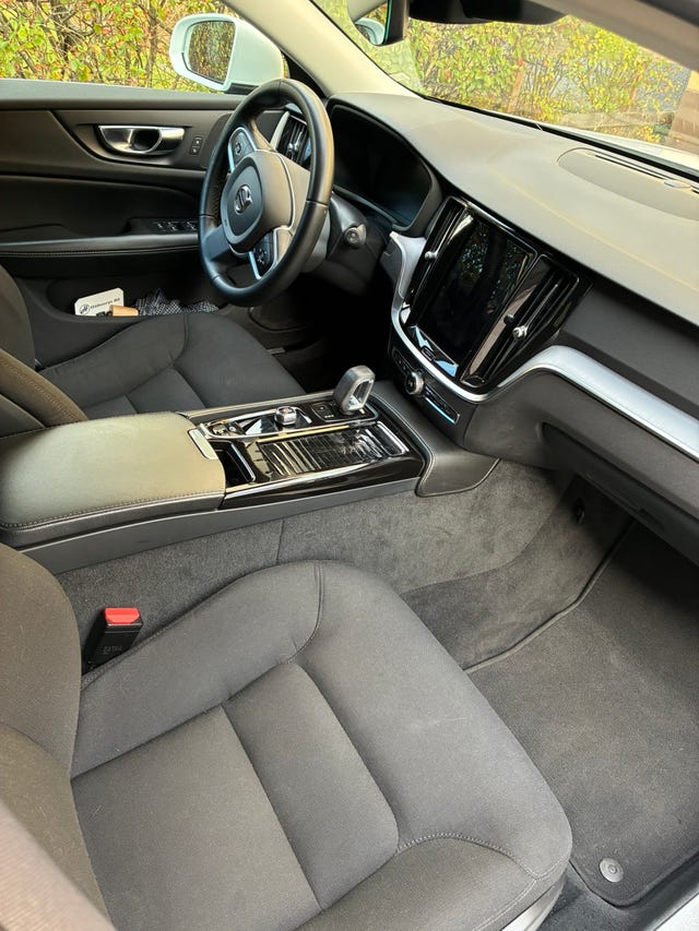 Volvo V60 2022 – bild 3