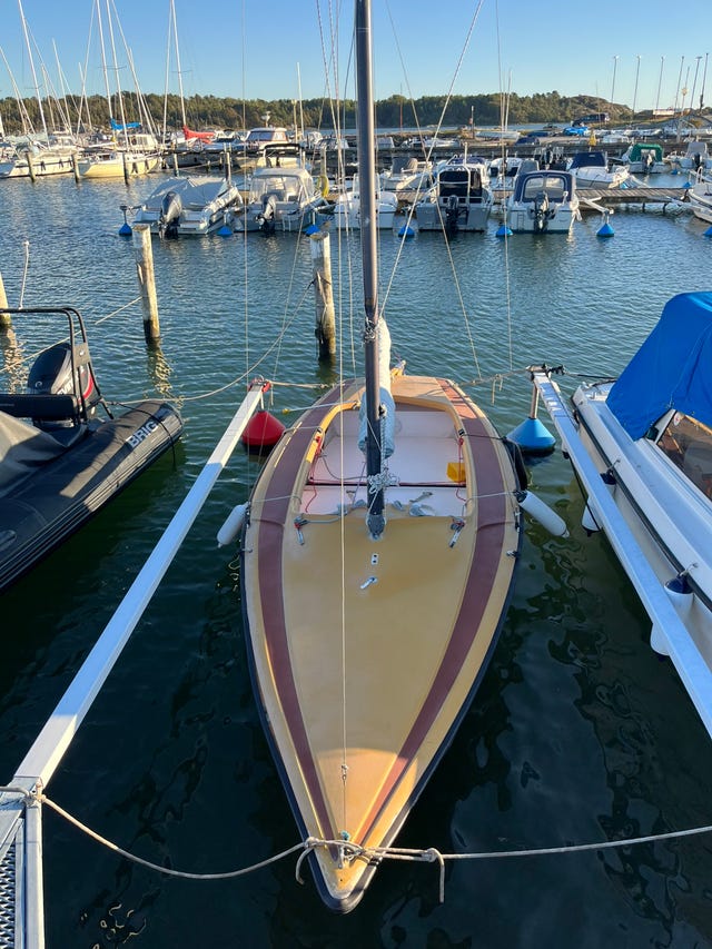 Monark 606