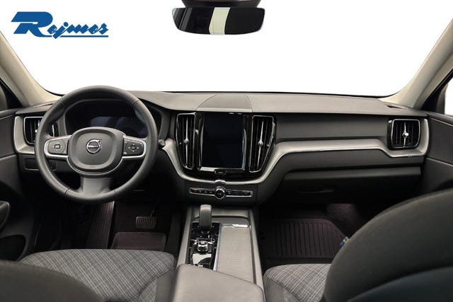 Volvo XC60 2025 – bild 2