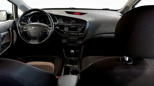 Kia Ceed 2015 – bild 4
