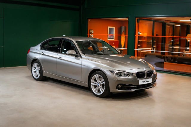 BMW 330i 2016
