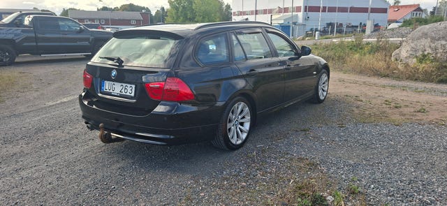 BMW 320d 2012 – bild 4