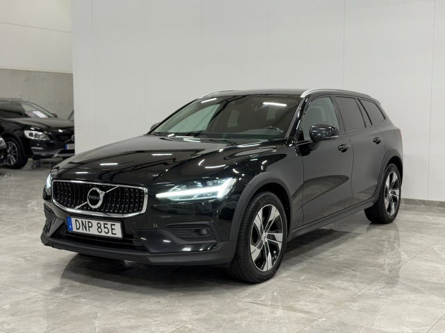 Volvo V60 Cross Country 2020 – bild 4