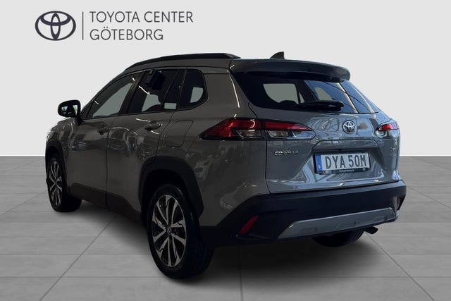 Toyota Corolla Cross 2024 – bild 3