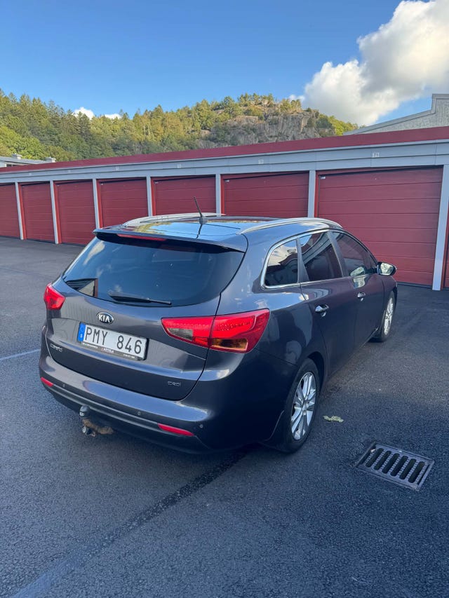 Kia Ceed 2013 – bild 2