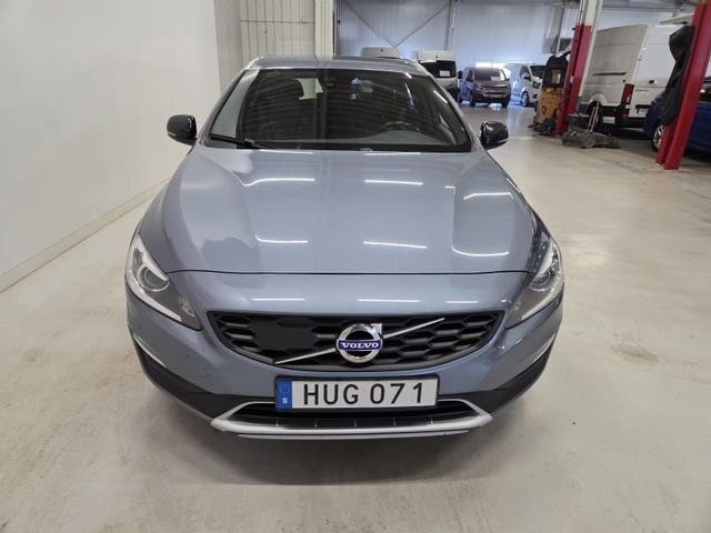 Volvo V60 Cross Country 2017 – bild 2