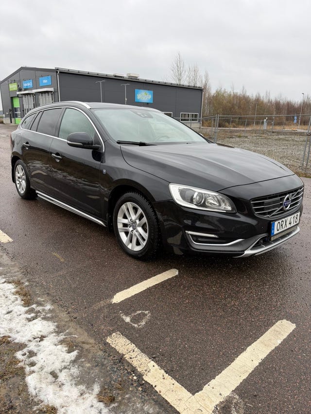Volvo V60 2015 – bild 2