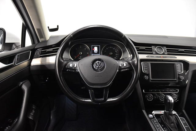 Volkswagen Passat 2016 – bild 2