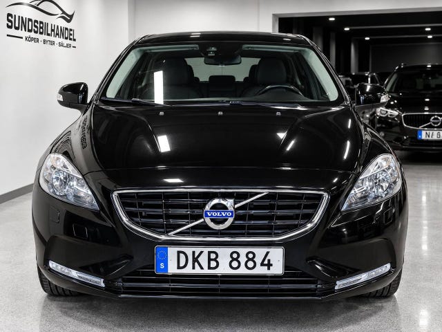 Volvo V40 2015 – bild 2