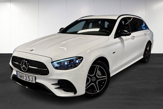 Mercedes-Benz E300 2021