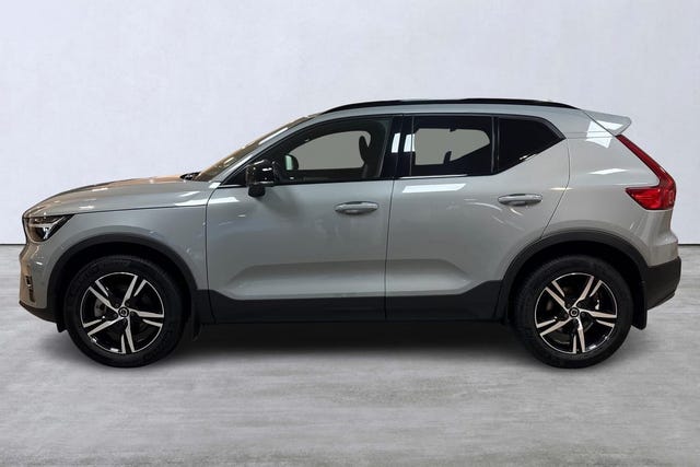 Volvo XC40 2025 – bild 2