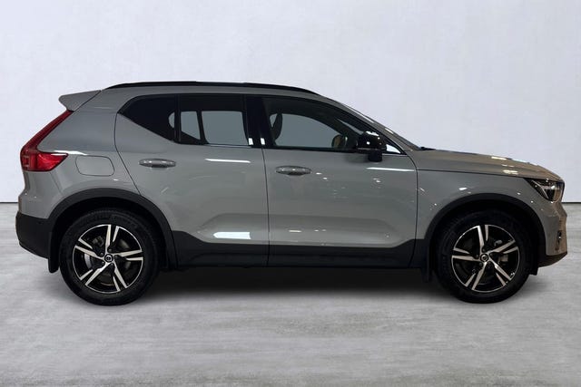 Volvo XC40 2025 – bild 3