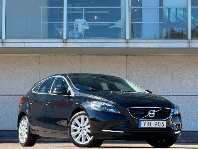 Volvo V40 2016