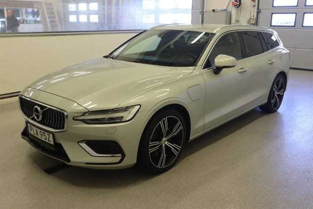 Volvo V60 2022