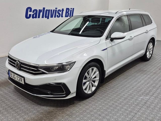 Volkswagen Passat 2023