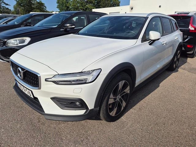 Volvo V60 Cross Country 2021