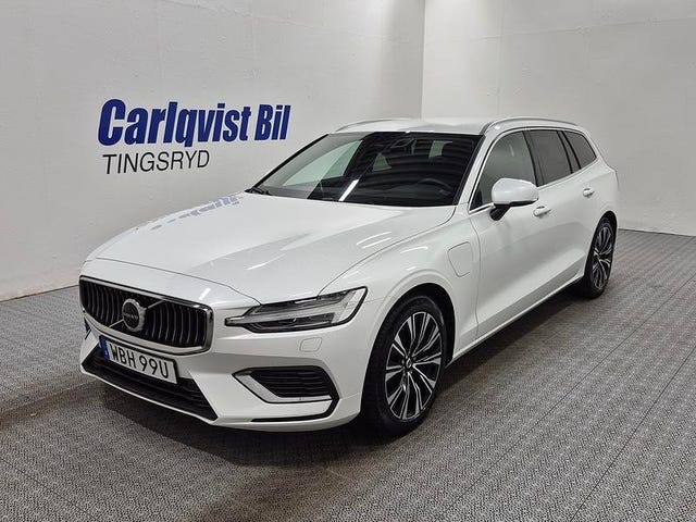 Volvo V60 2025