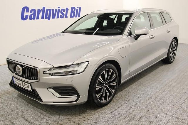 Volvo V60 2025