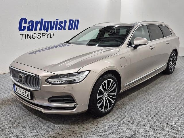 Volvo V90 2025