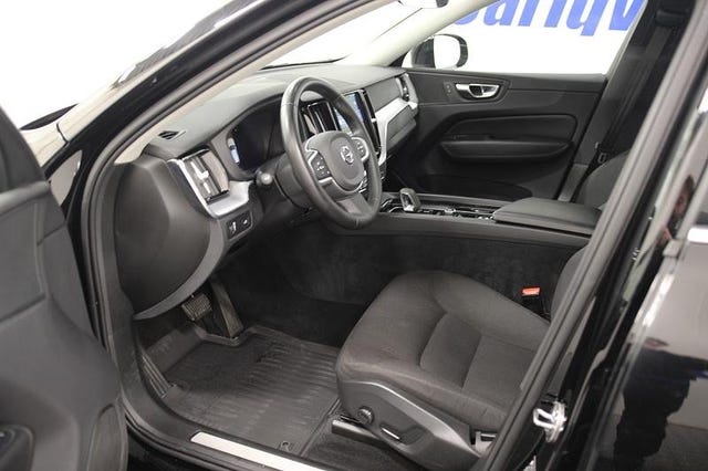 Volvo XC60 2022 – bild 2