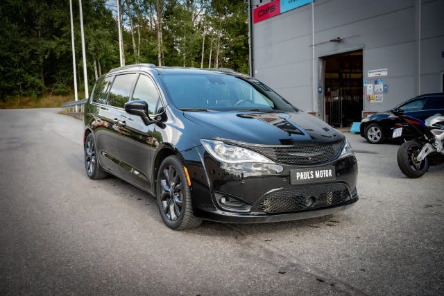 Chrysler Pacifica 2018