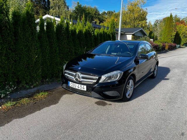 Mercedes-Benz A180 2014