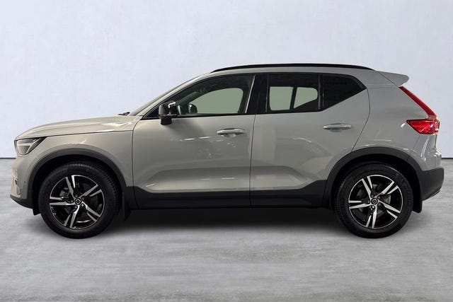 Volvo XC40 2025 – bild 2